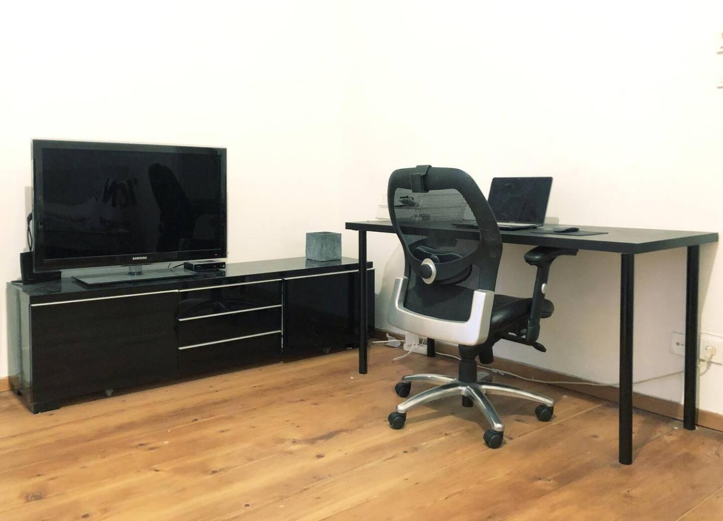 Vienna City Crown Apartment Naschmarkt U4 Bagian luar foto